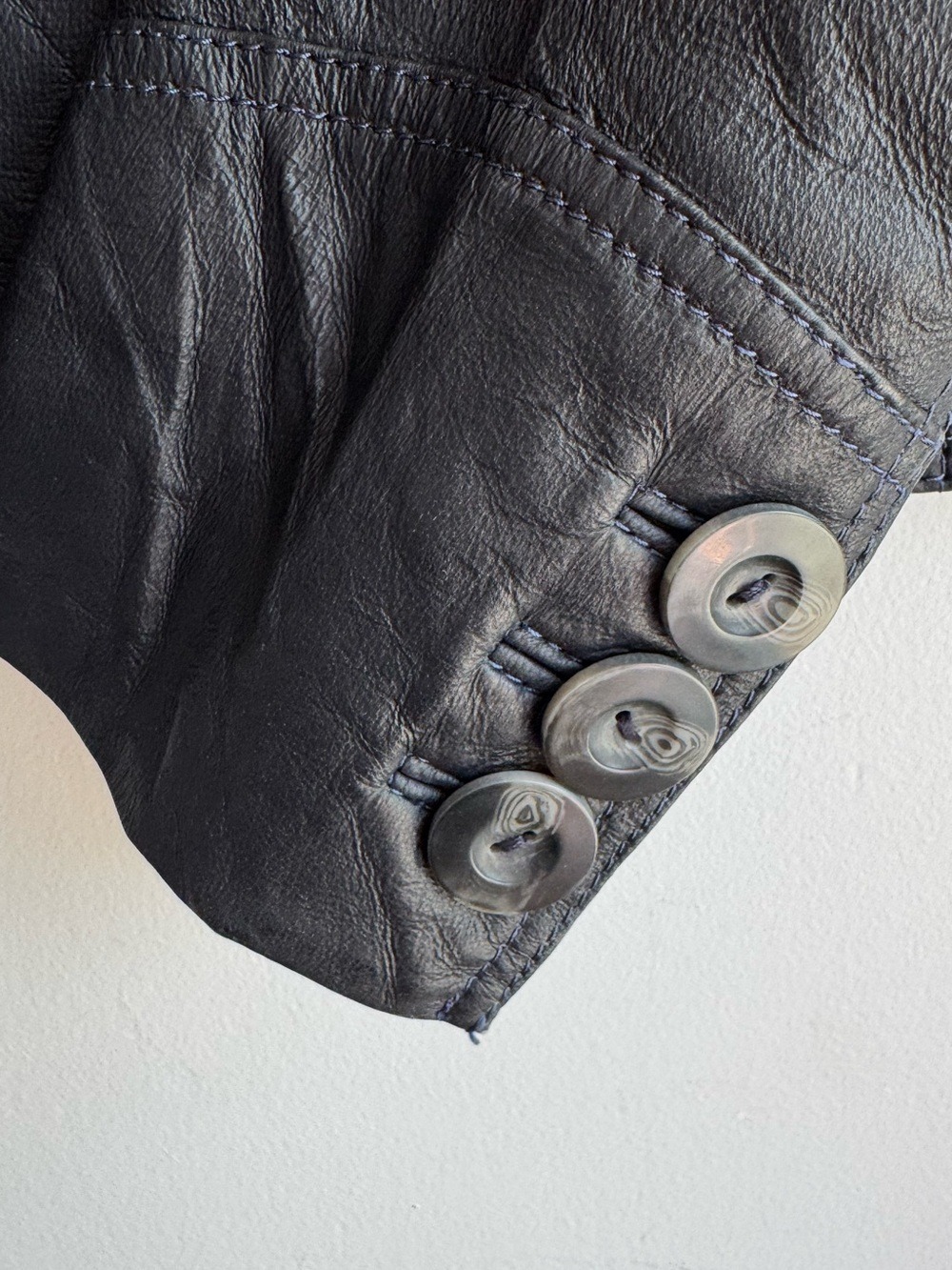 Danier Slate Blue Leather Jacket M Button Front Blazer Coat Fall Navy Y2K Classy - Picture 6 of 13